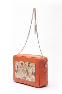 bolso cuero naranja y rafia